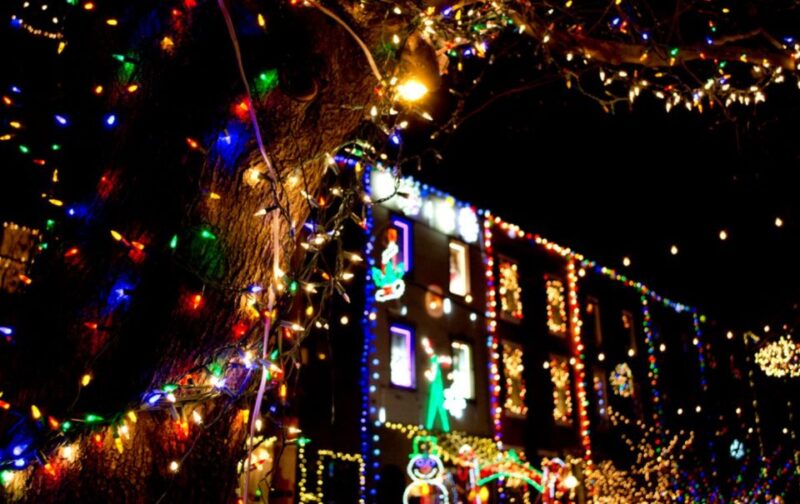 Private Philadelphia Holiday Lights Driving Tour - Discover the Charm of Philadelphia’s Holiday Lights on a Private Tour