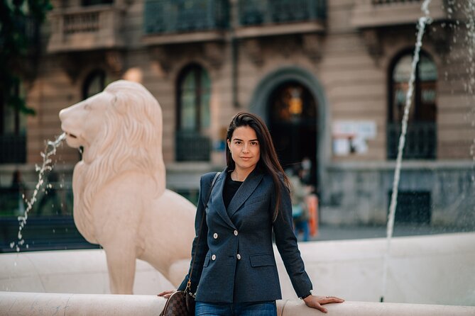Private Photo Session in Bilbao, a Travel Memory - The Guide: Irina Makou and Her Personal Approach
