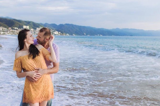 Private Photo Session with a Local Photographer in Sayulita - A Personalized Photo Experience in Sayulita for Up to Four People