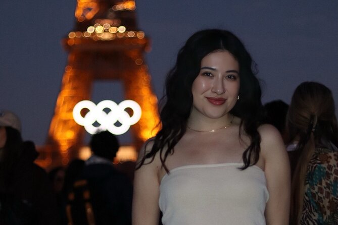 Private photo session with a professional in Paris - The Sum Up: A Personal and Affordable Way to Capture Paris Memories