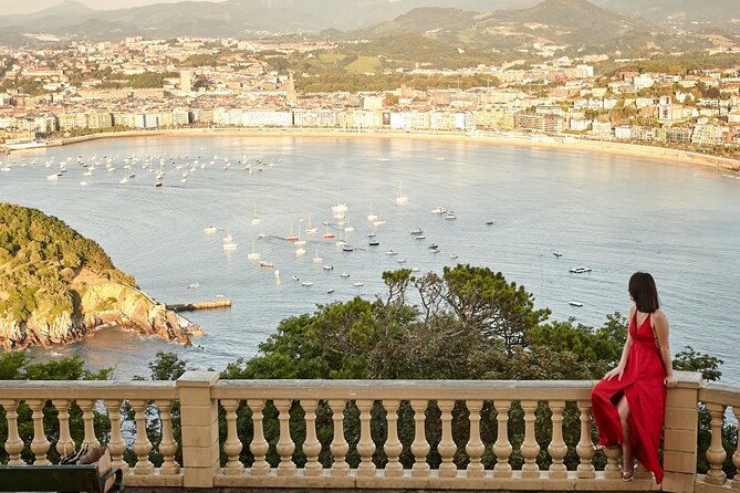 Private Photo Session with a Professional in San Sebastián - Key Points