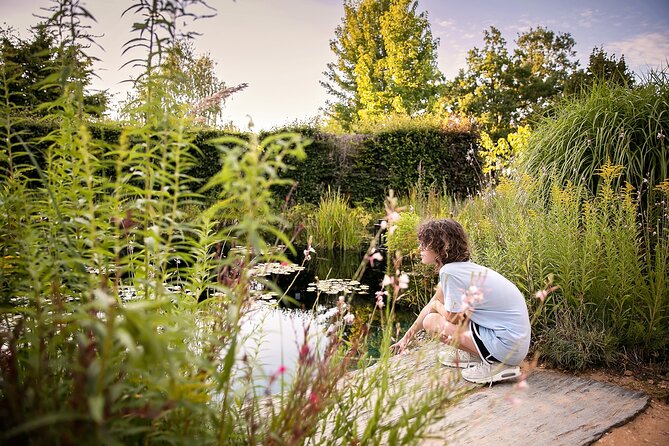 Private Photo Shoot in Amboise - What Is Not Included in the Price