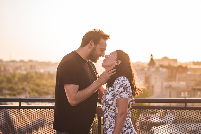 Private Photo-Shoot with Award-Winning Photographer - Expert Guidance and Posing Support from a Professional Photographer