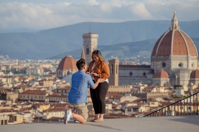 Private Photo Shooting walking Tour with a local around Florence - The Authentic Italian Aperitivo at Tours End