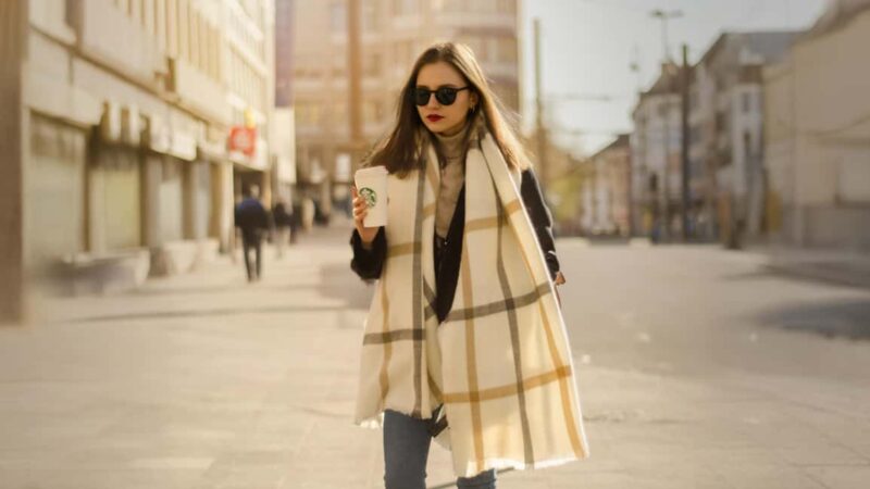 Private photo tour in Cologne  top spots & professional portraits - Starting at the Station Forecourt in Front of the Dom Apotheke