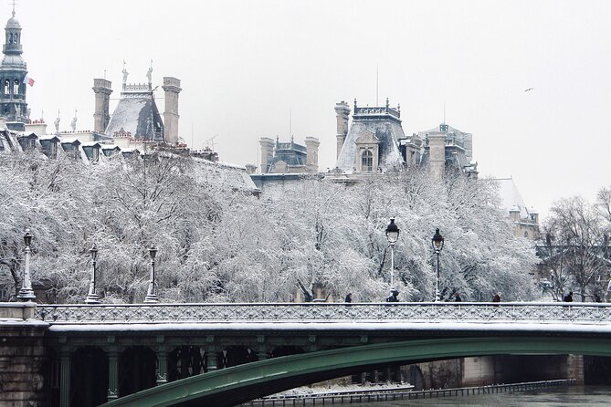 Private Photo Tour in Paris with a Professional Photographer - Inside and Outside Shots at Sacré-Cœur