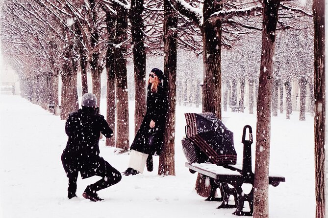 Private Photo Tour in Paris with a Professional Photographer - Iconic Photos at Moulin Rouge