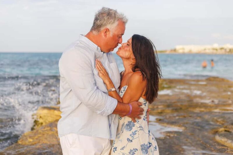 Private Photographer, Professional Photoshoot in Honolulu - Comparing Similar Experiences in Oahu