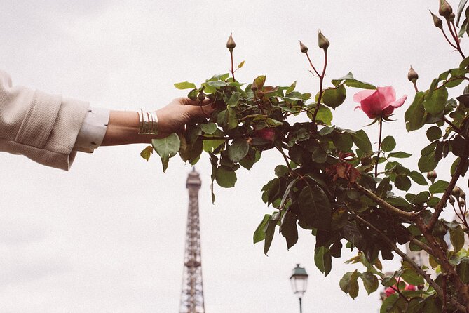 Private Photography Session in Paris - Experience a Tailored Photoshoot with a Local in Montmartre