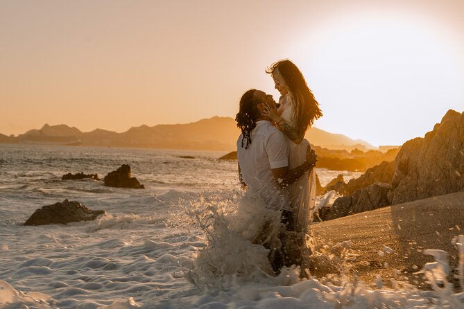 Private Photoshoot for Couples in Playa Los Cabos - Capturing Love in Playa Los Cabos: A Private Photoshoot Experience