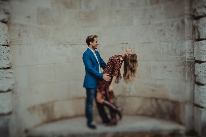 Private Photoshoot in Florence - Sunset Shots at Ponte Santa Trinita