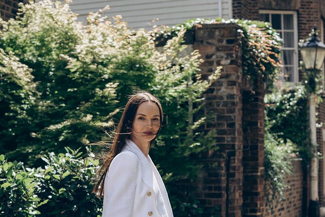 Private Photoshoot in London - Starting Point: Big Ben as the Central Meeting Spot