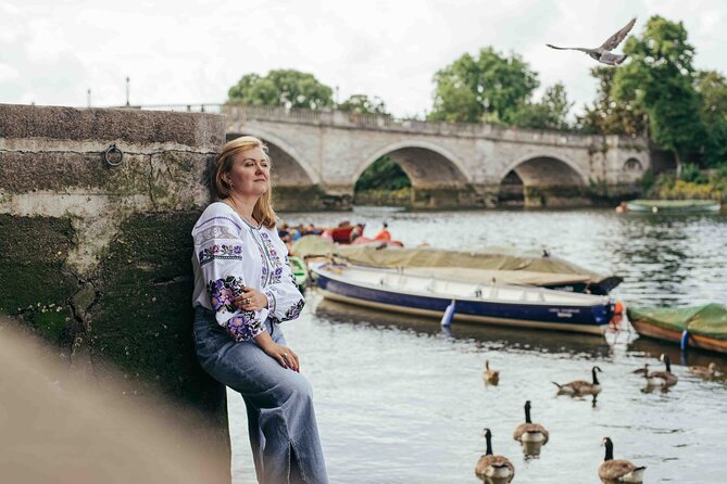 Private Photoshoot in London - Why This Photoshoot Excels: Creativity and Personalization