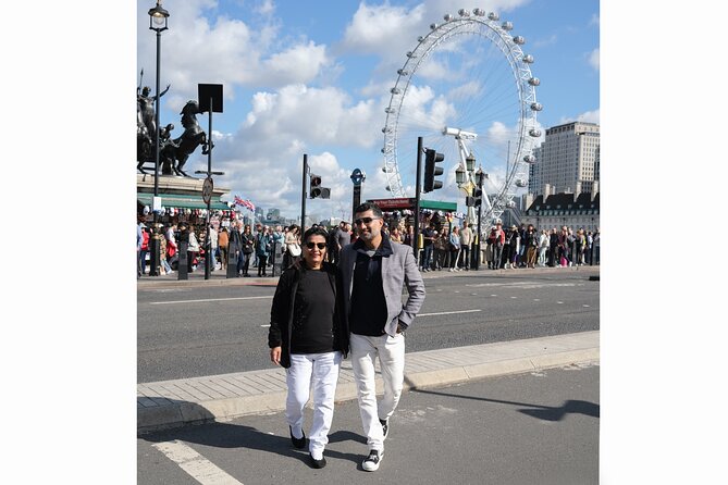 PRIVATE PHOTOSHOOT in London - Meet Your Professional Photographer in the Heart of London
