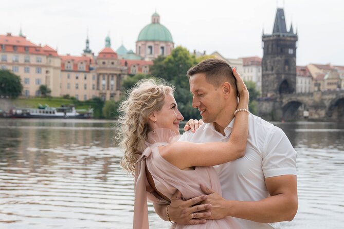 Private Photoshoot Tour in Prague - Exploring Kampa Island and Small Venice