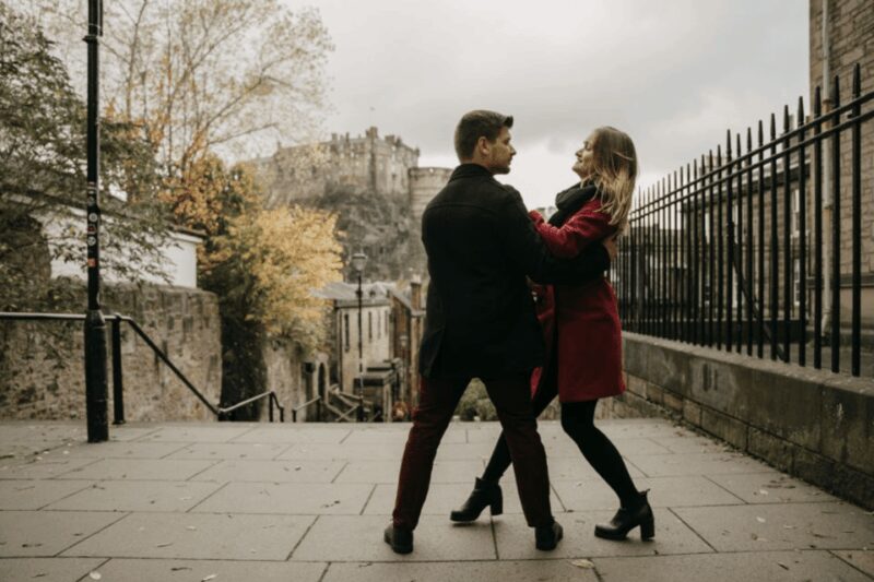 Private Photoshoot with Views of Famous Edinburgh Castle - Discovering the Old Town’s Historic Charm