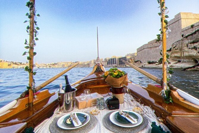 Private Picnic Cruise Experience in Malta - Indulging in the Gourmet Picnic