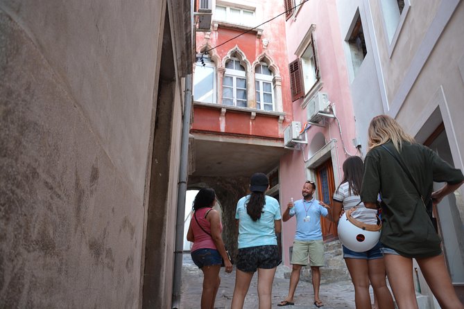 Private Piran Walking Tour (tasting of local wine & products included) - Key Points