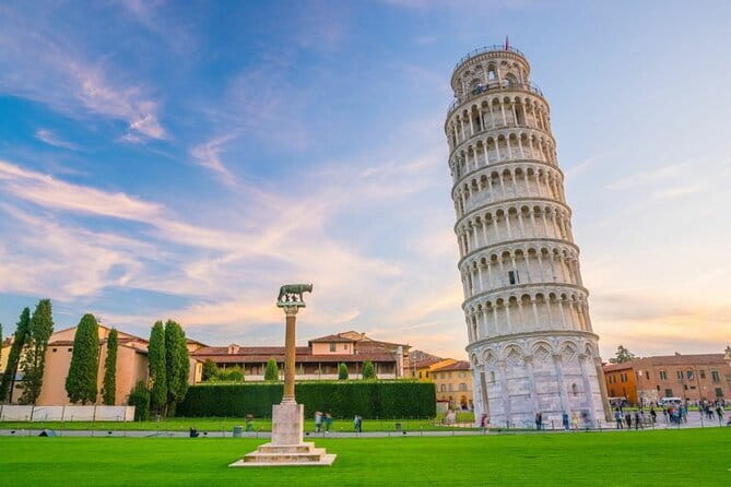 Private Pisa & Lucca Day Tour from Florence - Key Points