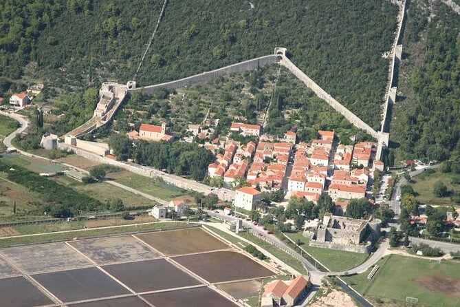 Private Point to Point transfer Dubrovnik - Split with stop in Ston - Continuing to Split via Highway: Comfortable and Efficient