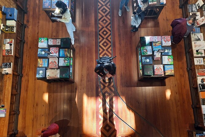 Private Porto Tour: City Walk, Douro River Cruise & Wine Tasting - Scenic Douro River Sailing and Premium Wine Tasting