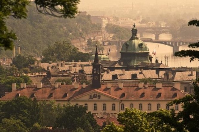 Private Prague Castle and Castle District Tour - Visiting Iconic Churches and Sacred Sites