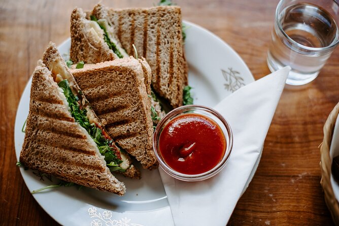 PRIVATE Prague Food Tour: Modern Cuisine in Local Neighbourhoods - Logistics: Comfort and Convenience