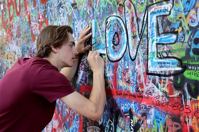 Private Prague Photoshoot for Individuals, Couples and Families - Practical Details: Logistics and Delivery