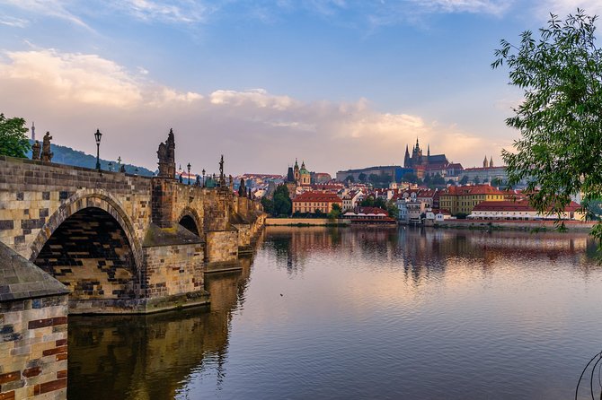 Private Prague walking tour & Karlstejn castle trip from Prague - Iconic Landmarks: Charles Bridge and the Astronomical Clock