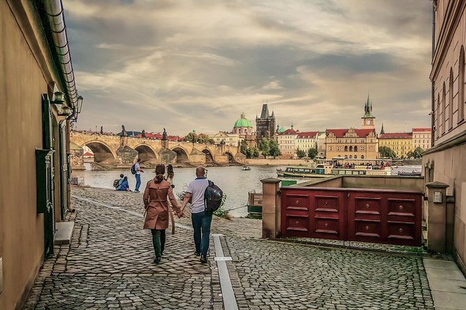 Private Prague walking tour & Karlstejn castle trip from Prague - Logistics, Inclusions, and Practical Details