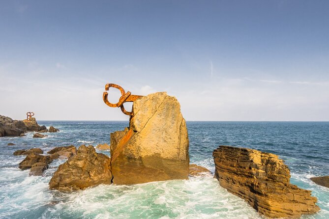 Private Premium Tour of San Sebastian and Chillida Leku Museum - Key Points