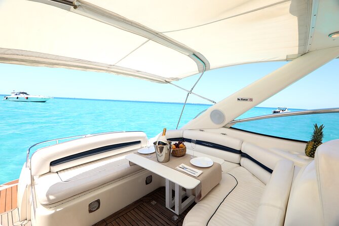 Private Premium Yacht 46FT Rental in Cancún - The 6-Hour Adventure with Beach Clubs and Snorkeling