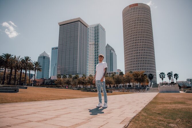 Private Professional Holiday Photoshoot in Seattle - Key Points