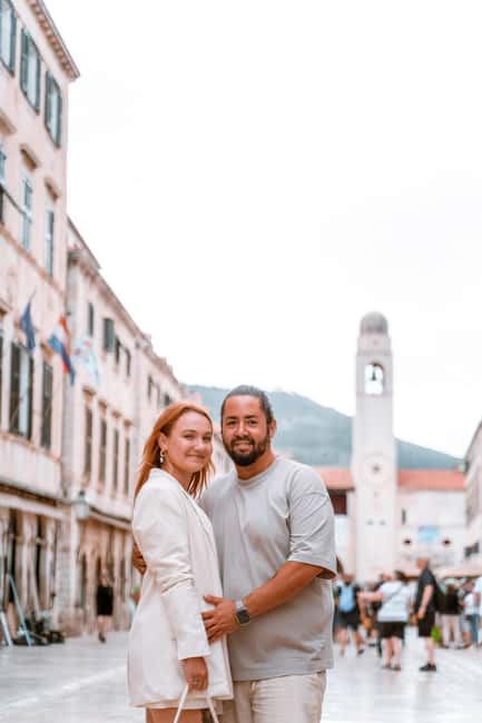 Private Professional Vacation Photoshoot in Dubrovnik - Language and Booking Flexibility