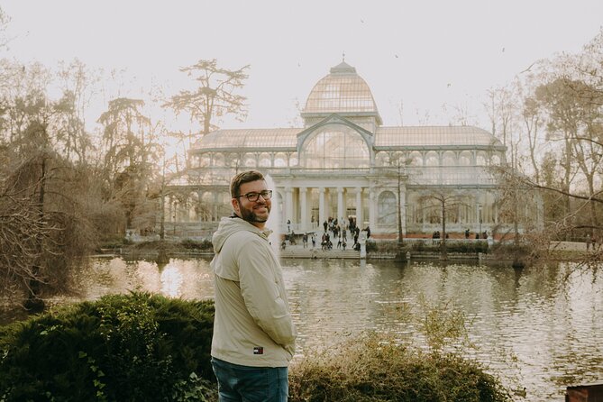 Private Professional Vacation Photoshoot in Madrid - The Experience Provider and Support