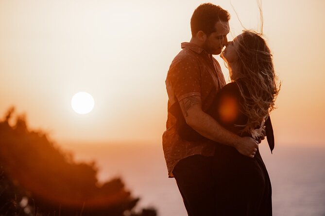 Private Professional Vacation Photoshoot in Nice - The Photographer Guides Behind the Lens