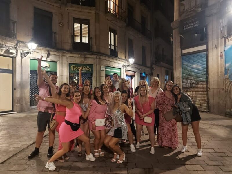 Private Pub Crawl Budapest With VIP Entry - The Atmosphere at Budapest’s Ruin Bars and Nightclub