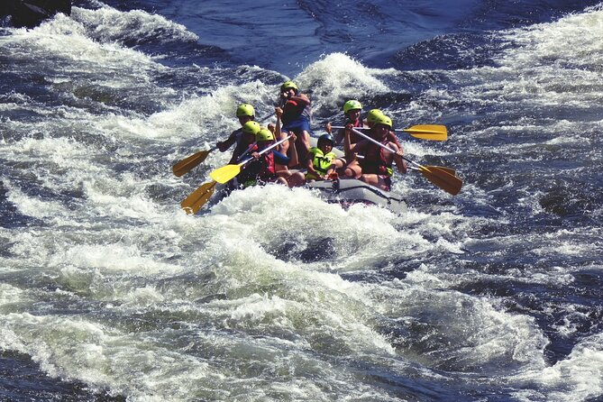 Private Rafting on the Minho River - The Expertise and Approach of Melgaço Radical Guides