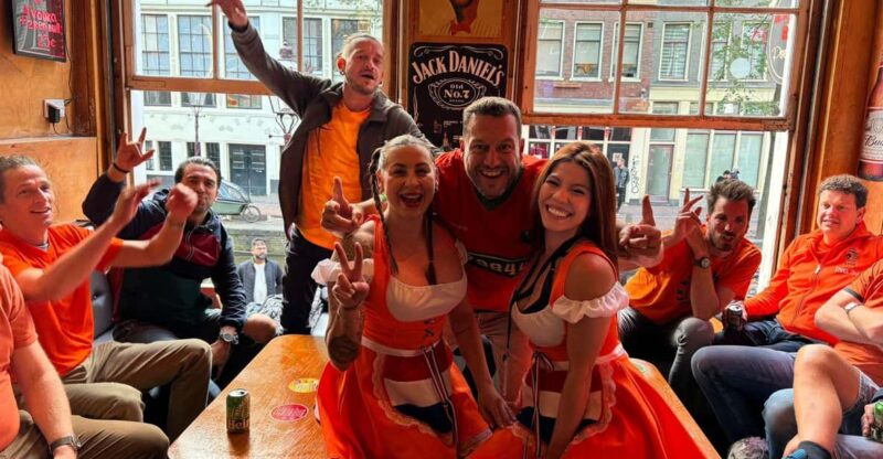 Private Red Light Tour City Center with Beer Maid Guide - Visiting Four Distinct Bars in the Red Light District