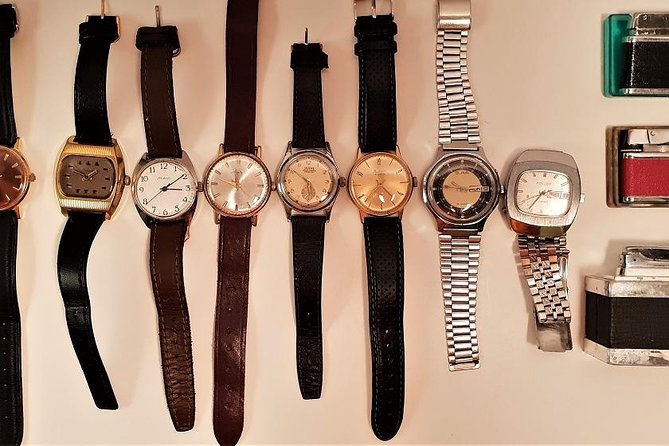 Private-Red Patrol Bucharest Flea Market Tour with a Romanian car - Shopping at Parcul Carol I Flea Market and the Mausoleum