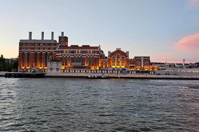 Private Relaxing Sunset Tour along the Tagus River - The Route and Sightseeing Highlights