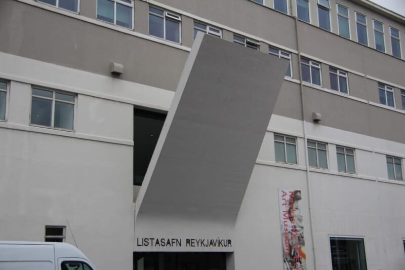 Private Reykjavik Art Walking Tour - Enjoying the City’s Best Insta-Worthy Art Locations