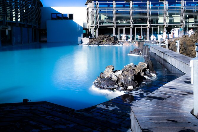 Private Reykjavík - Blue Lagoon roundtrip with 2 hours waiting at Blue Lagoon - Accessibility and Group Size Considerations