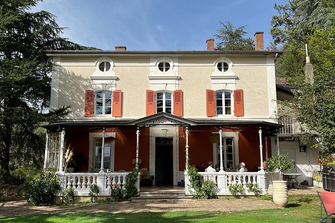 Private Rhône-Valley wine tour - Afternoon Masterclass and Gourmet Lunch at a 19th-Century Manor