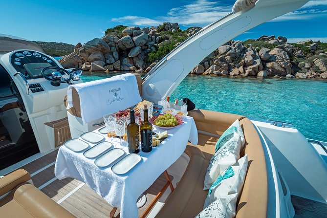 Private Rib Tour La Maddalena archipelago with skipper 4 or 8 hours - An Exclusive Private Rib Tour of La Maddalena Archipelago in Sardinia