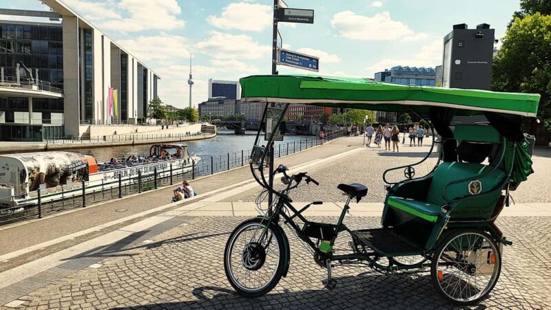 Private Rickshaw Berlin Secrets Taylor-Made up-to 6 Pers. - Practicalities: Group Size, Language, and Reservation