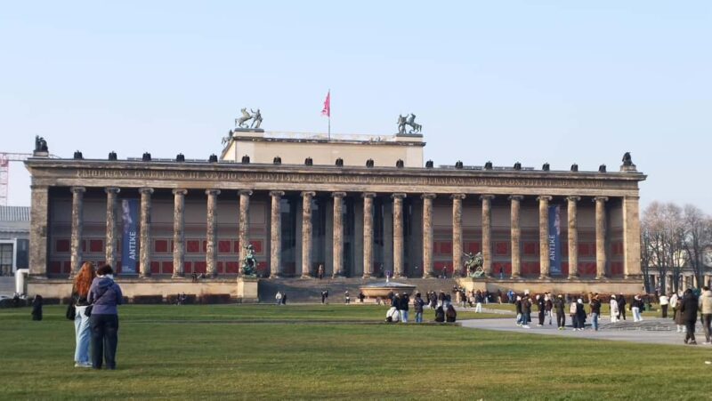 Private Rickshaw Berlin Secrets Taylor-Made up-to 6 Pers. - Pricing and What’s Included