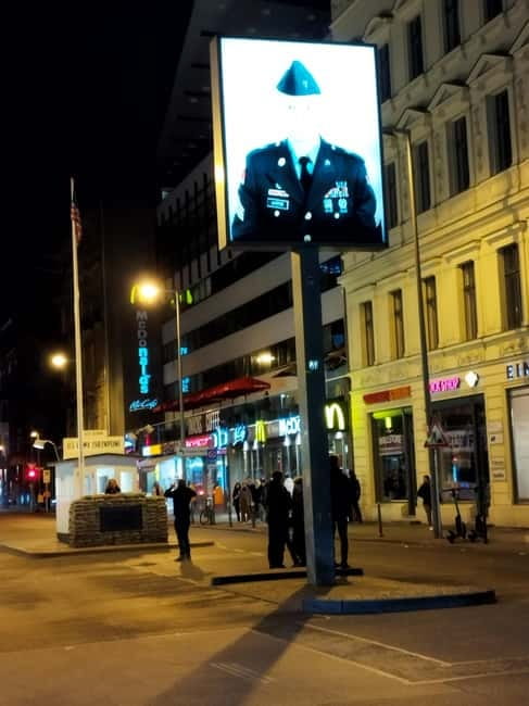 Private Rickshaw Taylor Made By Night Tour - Highlights of Berlin’s Nighttime Landmarks