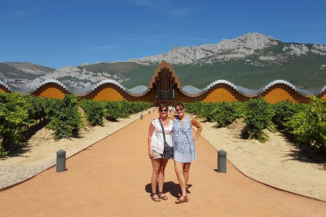 Private Rioja Wine Tasting Tour from San Sebastian - The Architectural Marvels of Riojas Wineries