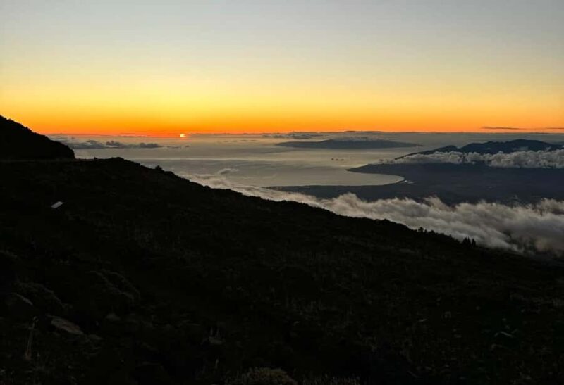 Private Road to Hana and Haleakala Sunset Open Air Jeep Tour - Key Points